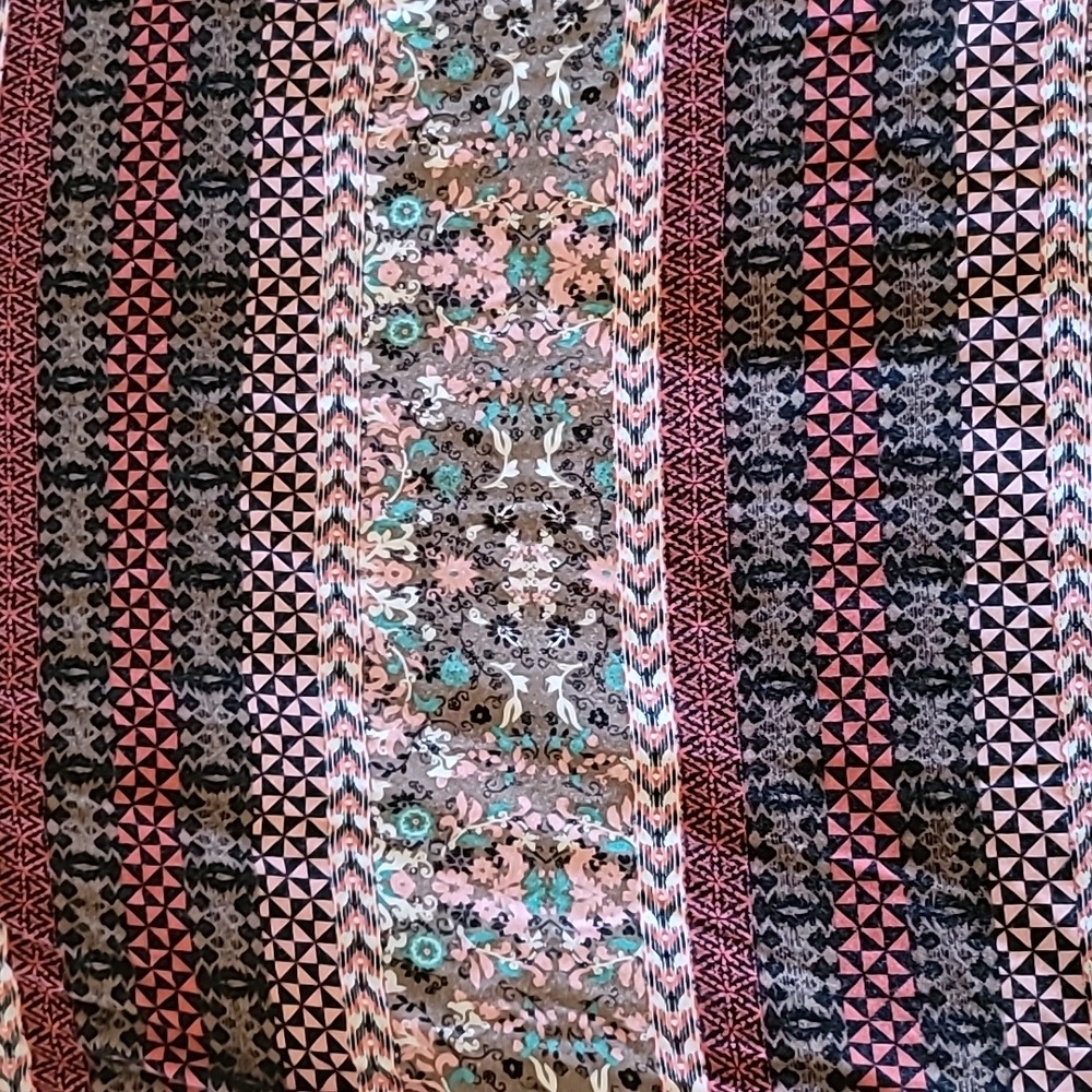 American Rag Patterned Maxi Skirt Size small - Picture 5 of 6